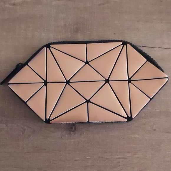 Geometric Pouch with Straps - Picture 2 of 4